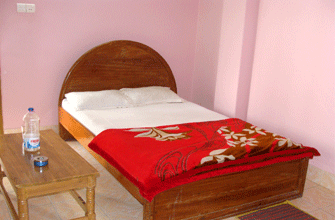 Room Deluxe Single -1, Alam Guest House
